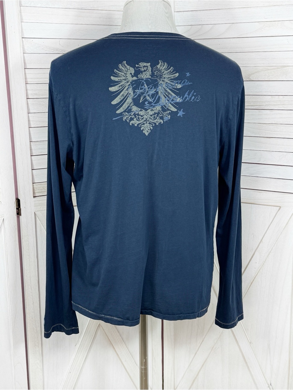 Y2K Banana Republic Graphic Back Pocket Long Sleeve Tee Shirt‎ Blue Large